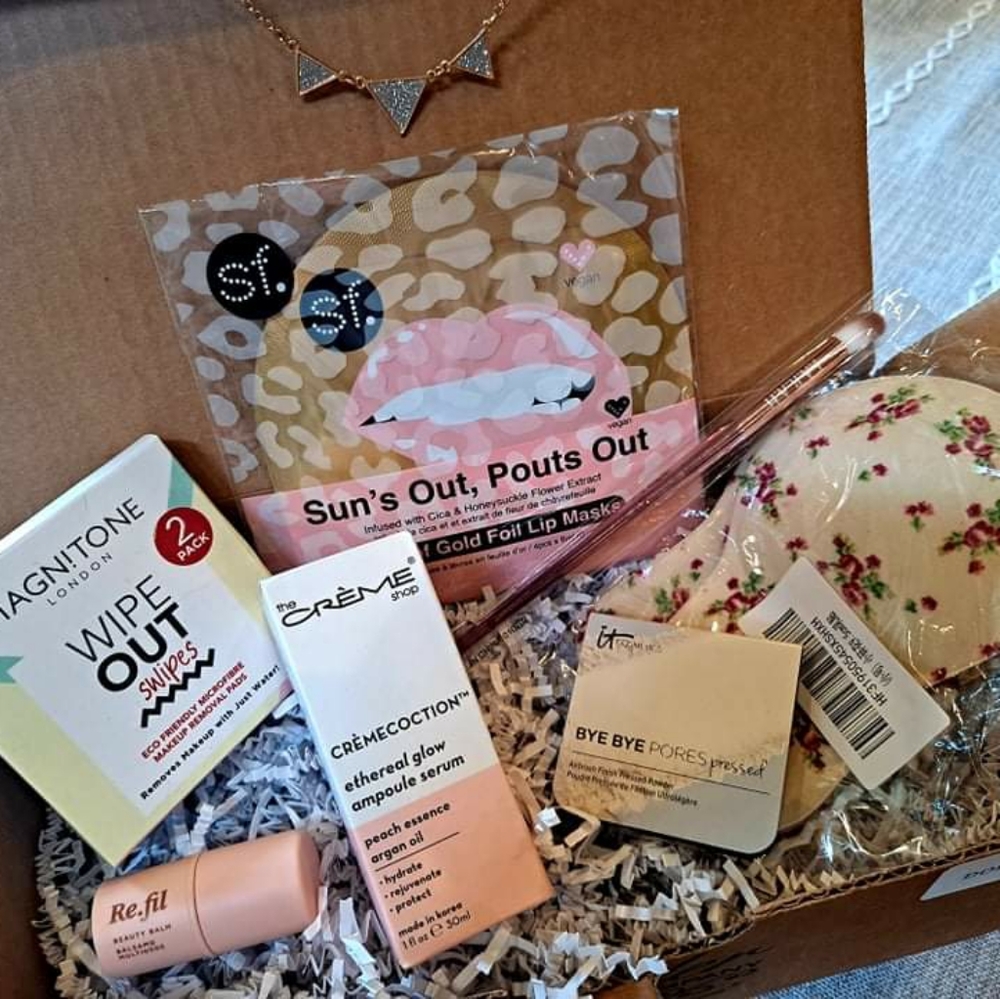 Mystery beauty box 8 ct.